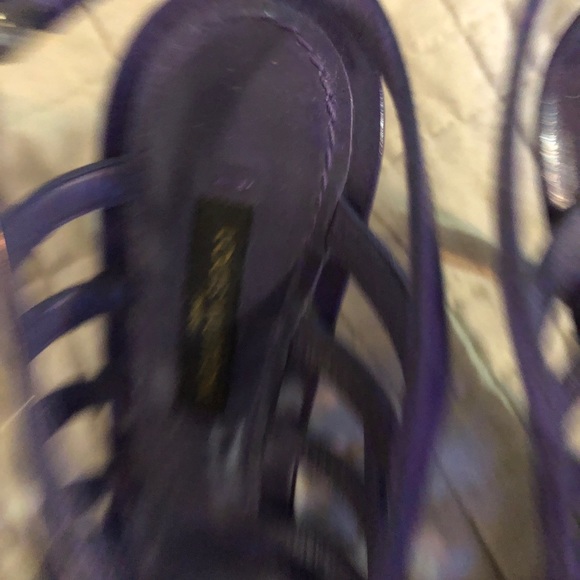 Louis Vuitton purple strap heels - Picture 4 of 8